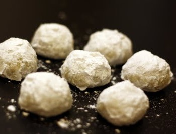Snowballs (Russian Teacakes)
