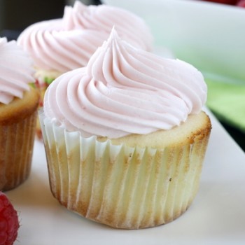 Lemon Raspberry Cupcakes