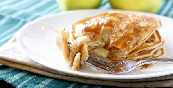 Apple Cinnamon Pancakes