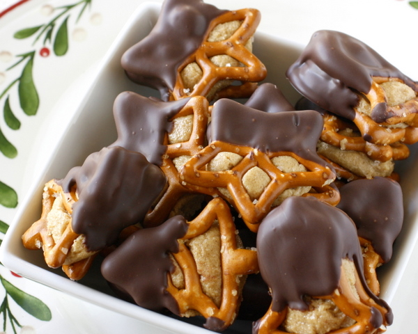 Peanut Butter Pretzel Bites