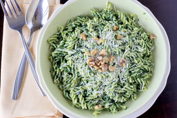 Pasta with Kale and Walnut Pesto