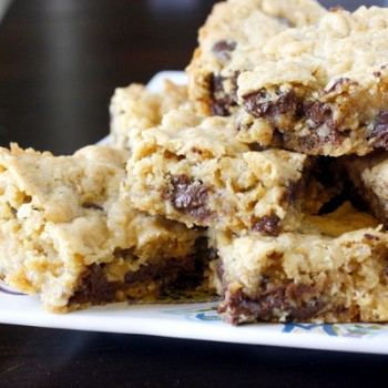 Oatmeal Chocolate Chip Bars