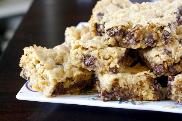 Oatmeal Chocolate Chip Bars