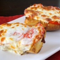 Cheesy Tomato Bread