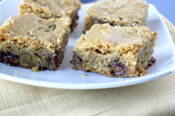 Peanut Butter Cup Blondies