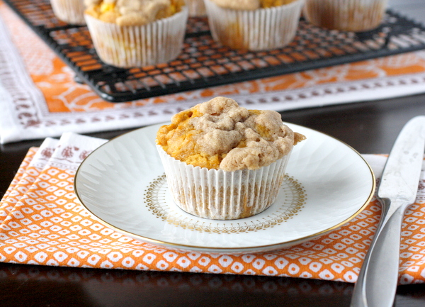 Pumpkin Apple Streusel Muffins