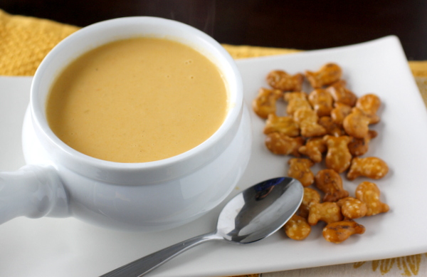 Cheesy Cauliflower Soup