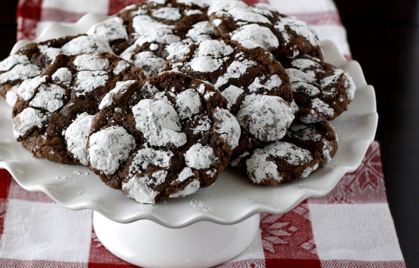 Chocolate Peppermint Crinkle Cookies