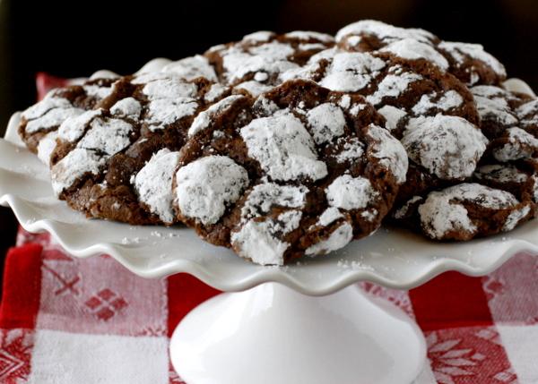 Chocolate Peppermint Crinkle Cookies