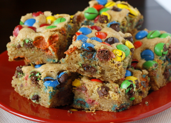 Thick and Chewy M&M Cookie Bars