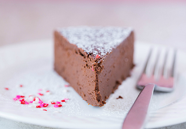 flourless-chocolate-cake-12-600
