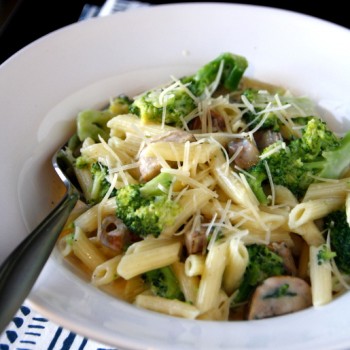 Cheesy Penne with Broccoli and Chicken Sausage