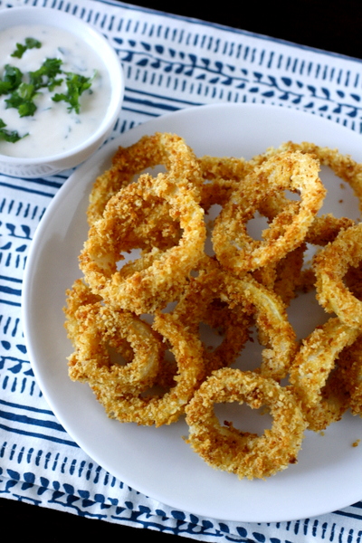 Baked Onion Rings with Chipotle Ranch Dressing