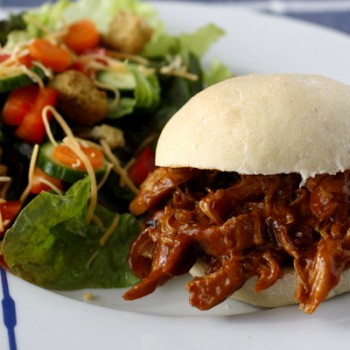 Slow Cooker Honey Barbecue Chicken Sandwiches