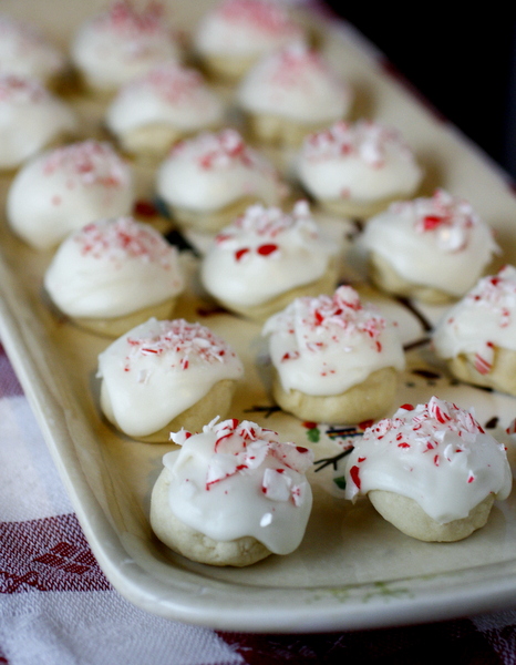 Peppermint Snowball Cookies