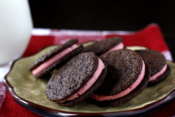 Homemade Peppermint Oreos