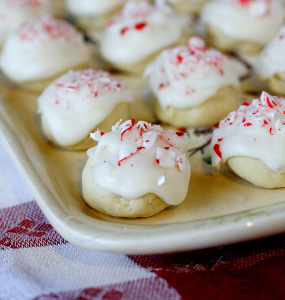 Peppermint Snowball Cookies