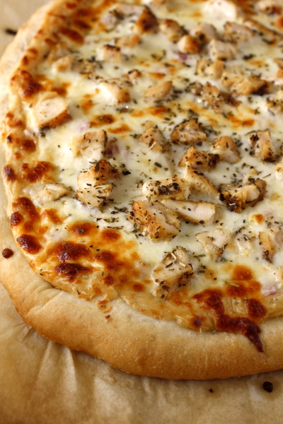 Roasted Garlic, Chicken and Herb Pizza