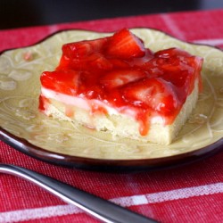 Strawberries and Cream Dessert Bars