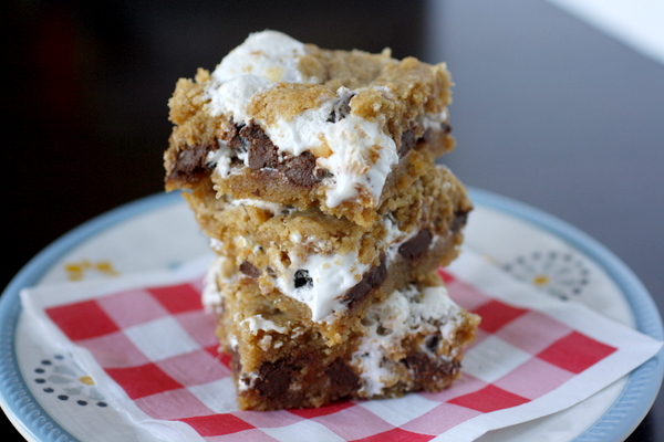 S'mores Cookie Bars