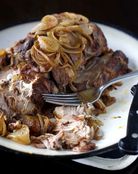 Slow Cooker Pork Loin with Apples and Cinnamon