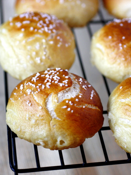 Pretzel Rolls