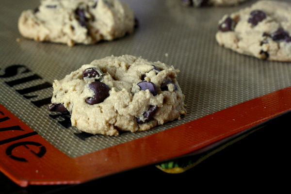 Flourless Peanut Butter Chocolate Chip Cookies