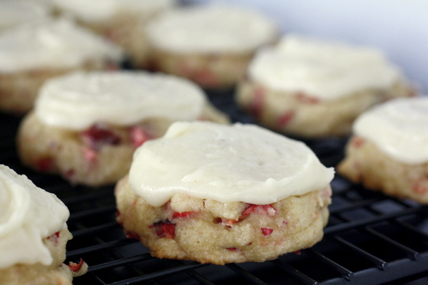 Frosted Cranberry Cookies