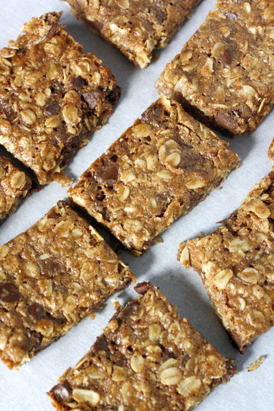 Oatmeal Cookie Granola Bars