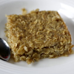 Banana Bread Baked Oatmeal