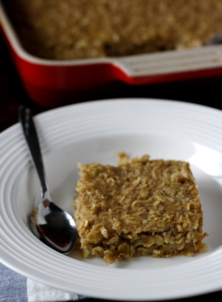 Banana Bread Baked Oatmeal